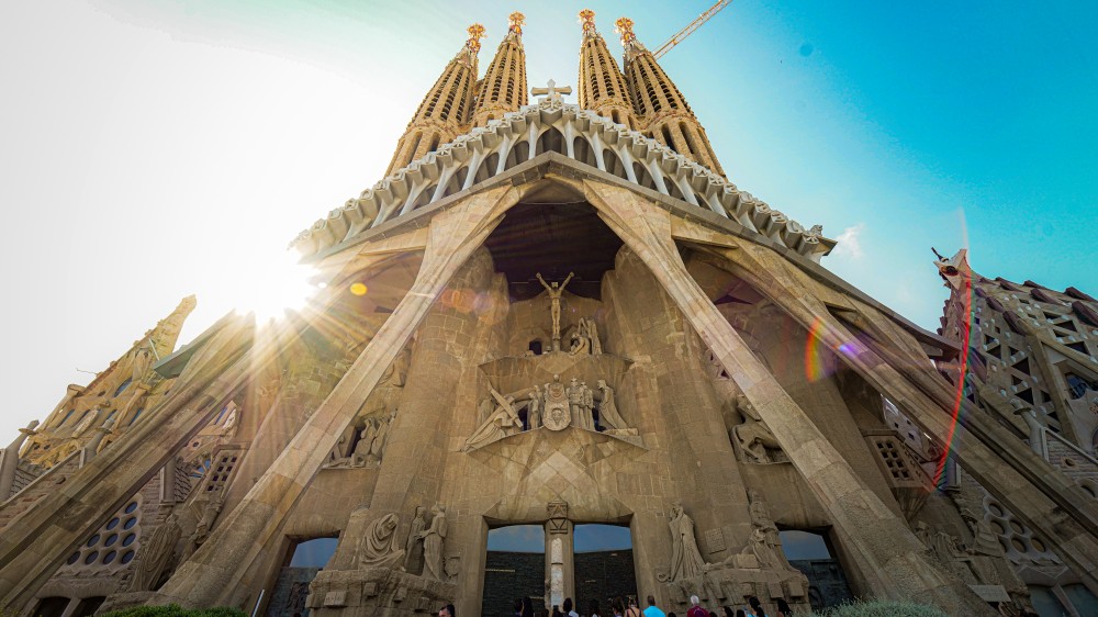 sagrada familia wejście do świątyni